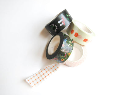 Seasons in Bloom Gift Set – 2026 Calendar + Nature-Inspired Stationery Bundle